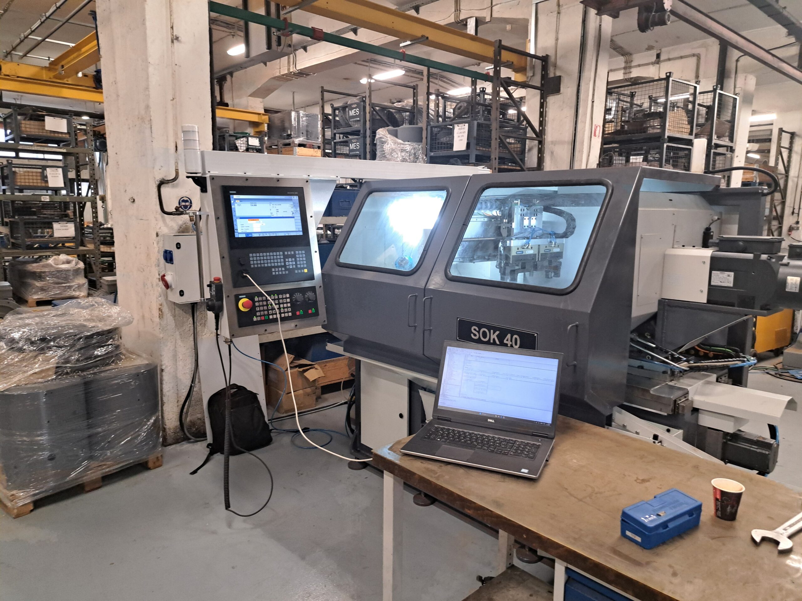 Specijalni CNC stroj za obradu krajeva vratila nakon retrofita